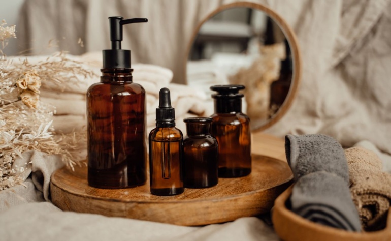 Healthy Glowing Skin: Daily Skincare Routine Guide