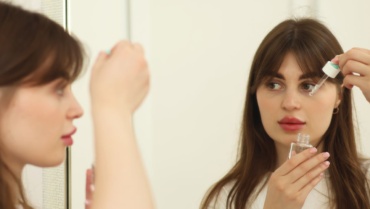 Skin Care: A Complete Guide to Healthy, Glowing Skin